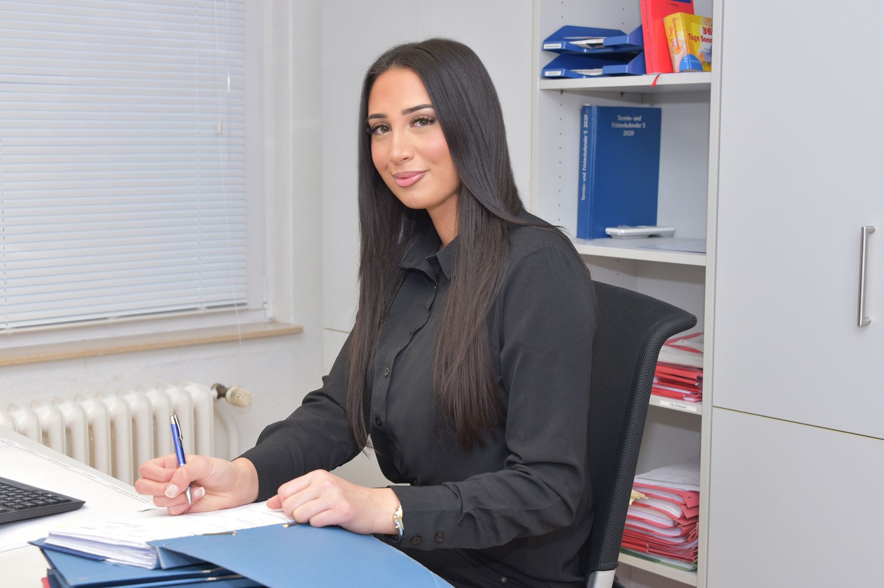 Yasmin Serhan - Sekretariat